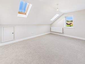 Bedroom- click for photo gallery